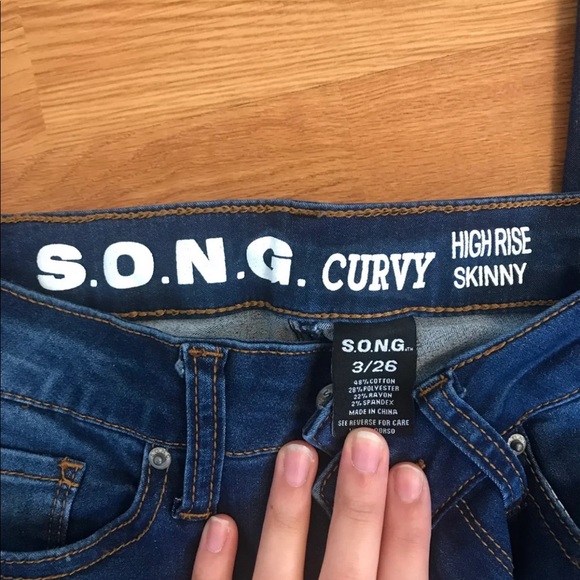 High Rise Skinny Jeans - Picture 5 of 5